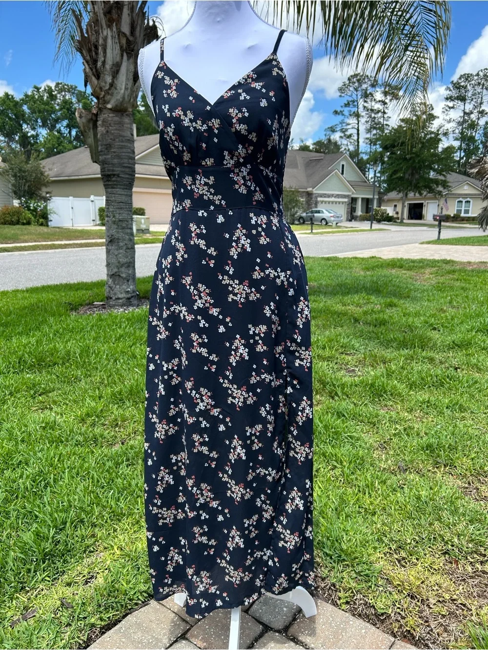 NWOT🌸Abercrombie & Fitch Black Floral Maxi Slip Dress